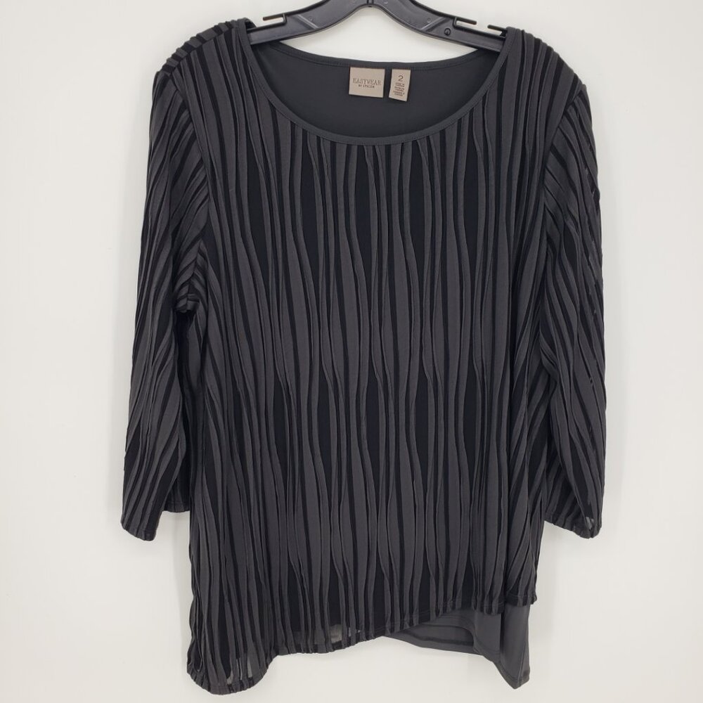 Chico's Easywear Asymmetrical Tunic Top L‎ Abstract Wavy Texture Knit Gray Black